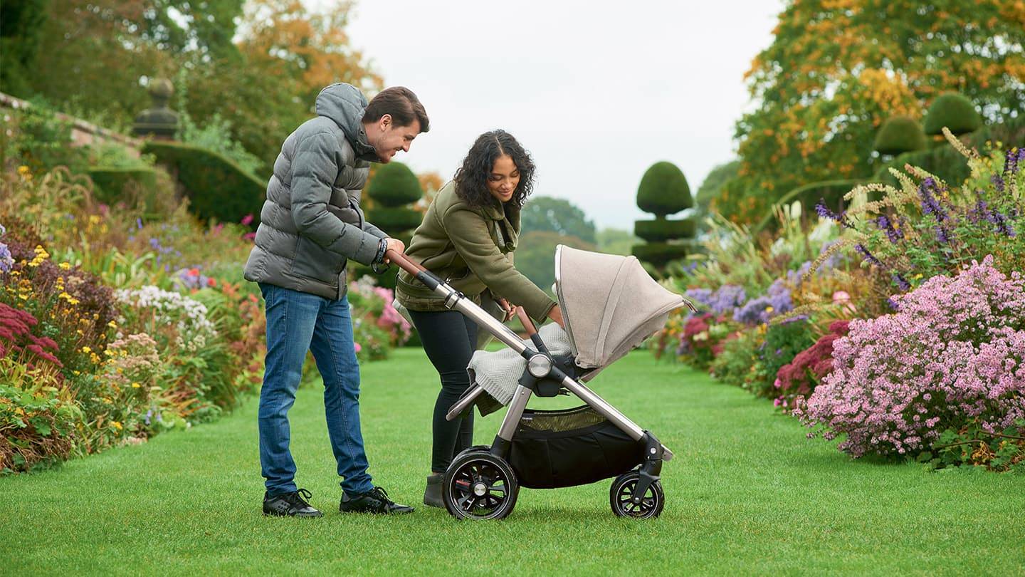 Mamas and papas luna pram best sale