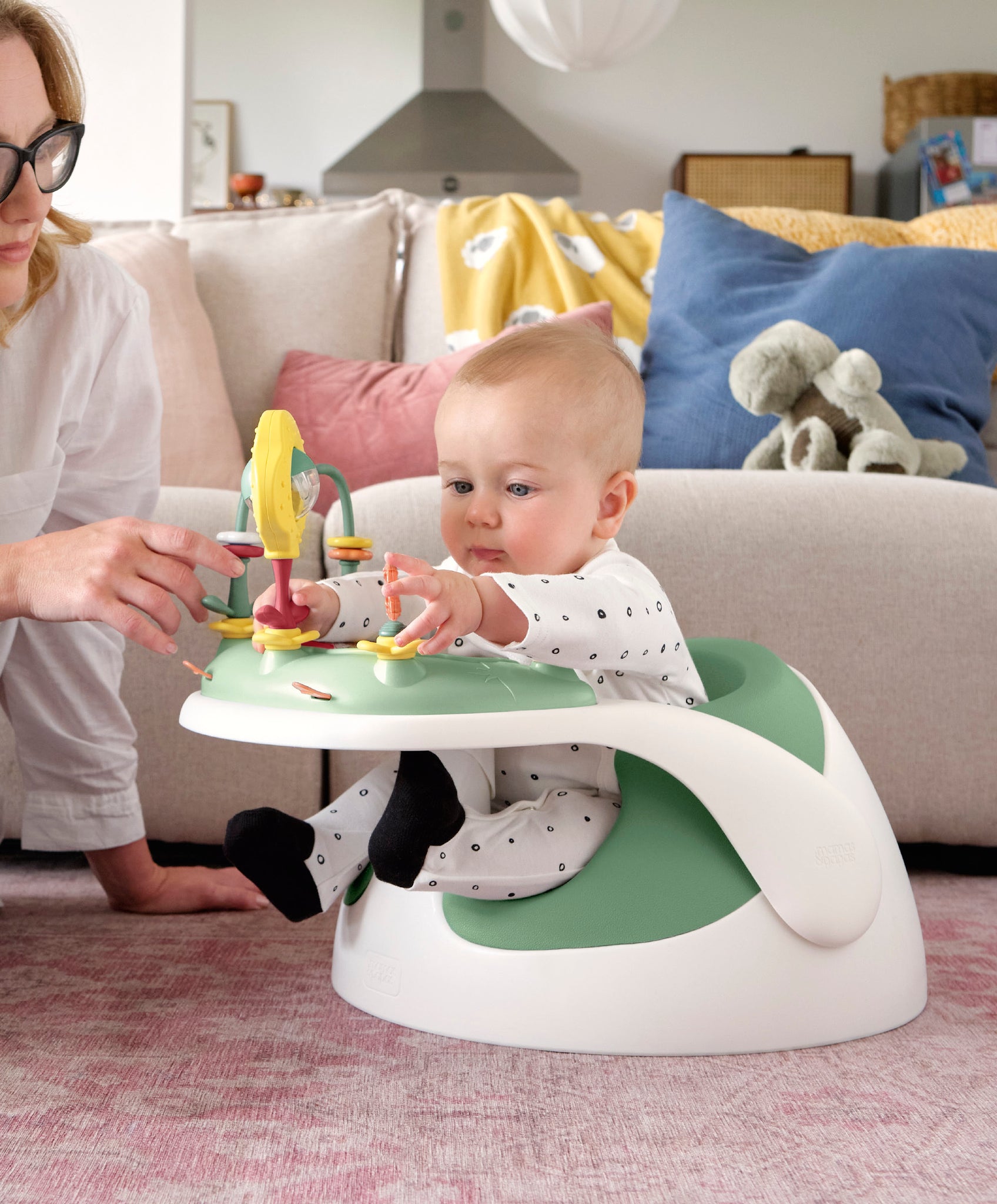 Baby floor chair with tray on sale